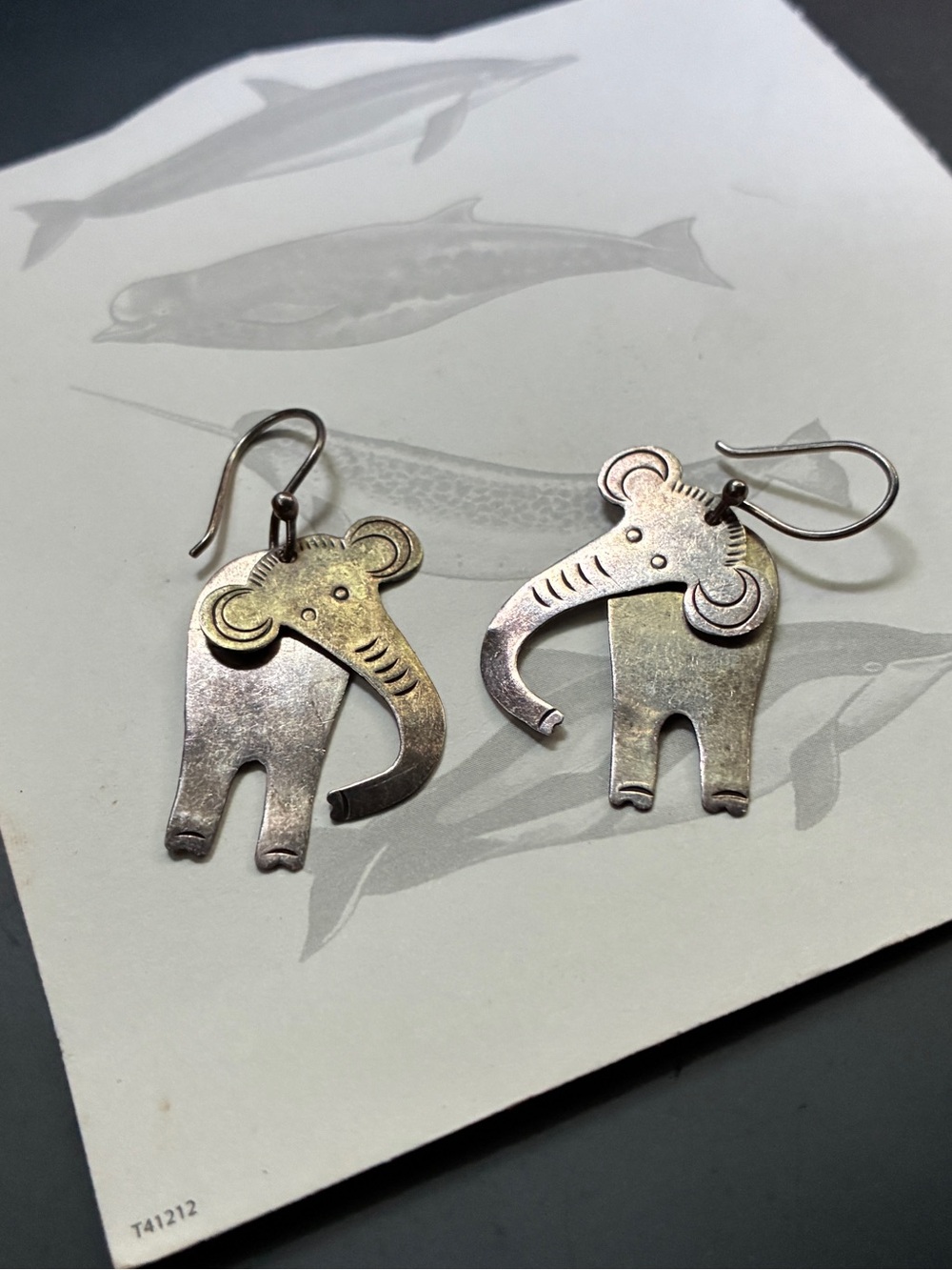 Vintage sterling silver elephant dangle earrings